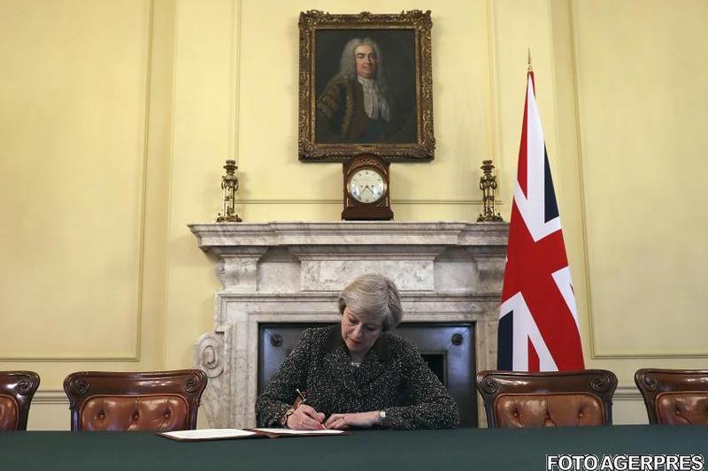 Theresa May declanseaza Brexitul, Foto: Agerpres