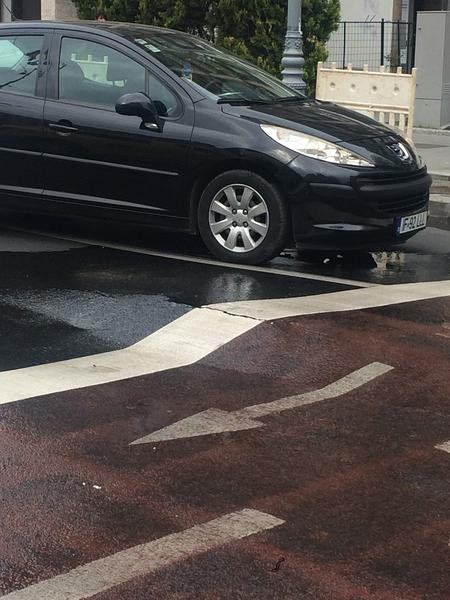 Ridicatura din carosabil pe Calea Victoriei, Foto: Hotnews