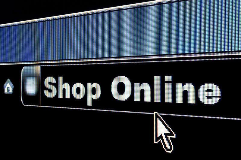 Shop online, Foto: Dreamstime.com