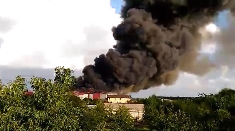 Incendiu la o fabrica din Balotesti, Foto: Hotnews