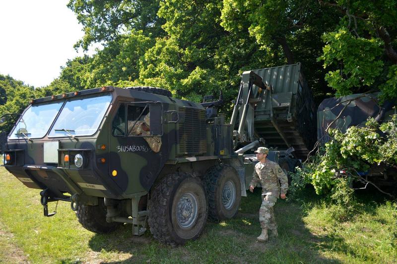 Camion militar NATO, Foto: MApN - Nicusor Comanescu