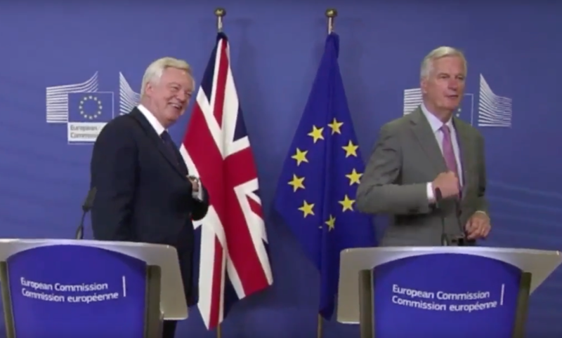 David Davis si Michel Barnier au demarat negocierile de Brexit, Foto: Captura YouTube
