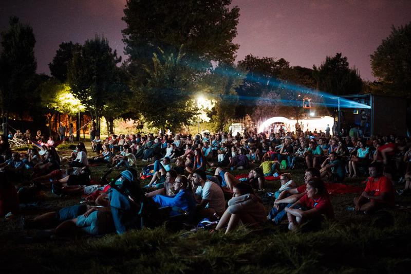 Cinema in aer liber , Foto: Asociatia Metropolis