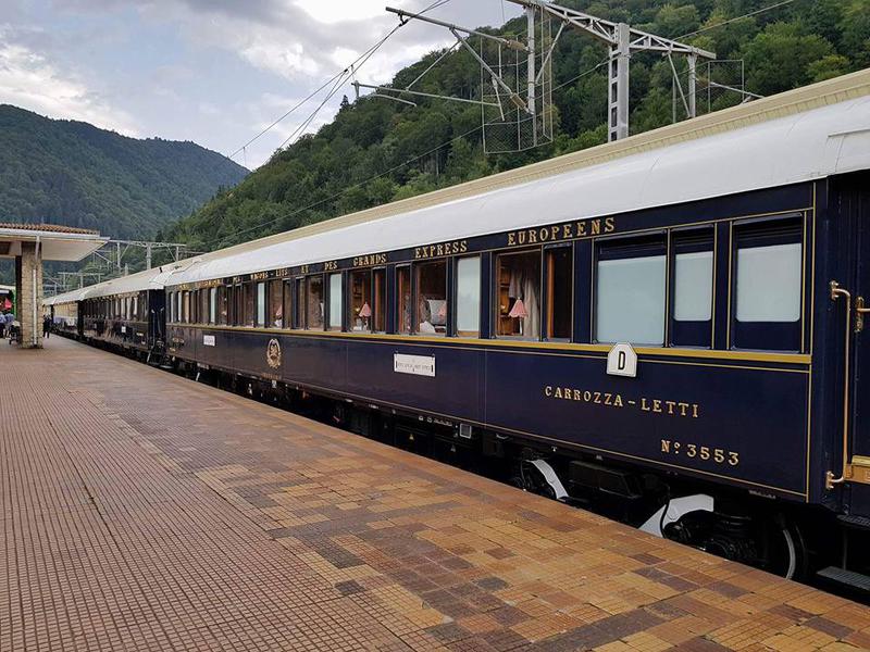 Orient Express in gara din Sinaia, Foto: Facebook / CFR Calatori