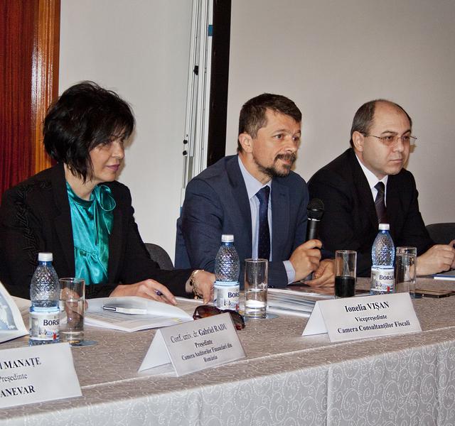 Reprezentanti ai Camerei Consultantilor Fiscali, Foto: Camera Consultantilor Fiscali din Romania
