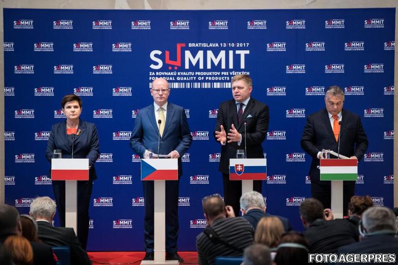 Premierii grupului de la Visegrad - Beata Szydlo (Polonia), Bohuslav Sobotka (Cehia), Robert Fico (Slovacia), Viktor Orban (Ungaria), Foto: Agerpres/EPA