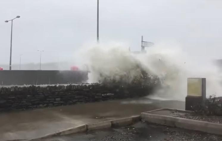 Uraganul Ophelia, Foto: Captura Youtube.com