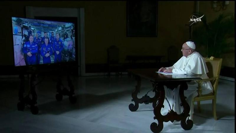 Papa Francis in direct cu Statia Internationala, Foto: NASA