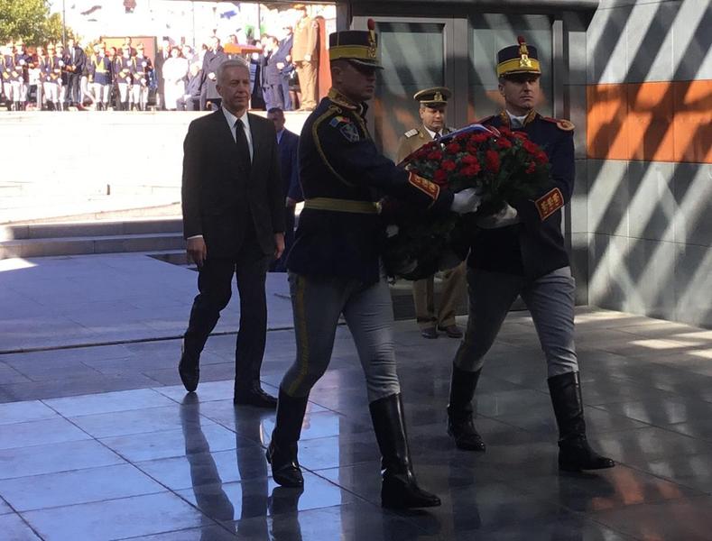 Ambasadorul Hans Klemm la Monumentul Holocaustului, Foto: Ambasada SUA