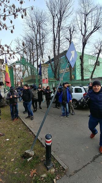 Semn de circulatie rupt de Malin Bot, Foto: Hotnews