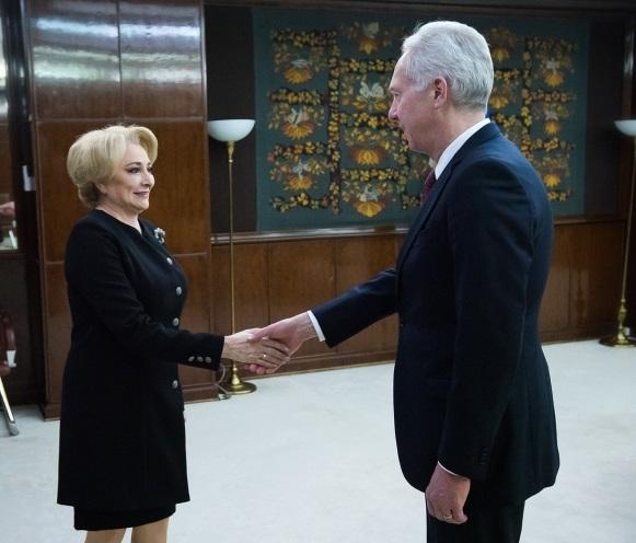 Viorica Dancila si Hans Klemm, Foto: Guvern