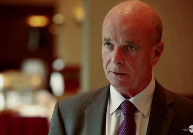 Sir Johan Scarlett , Foto: Captura YouTube