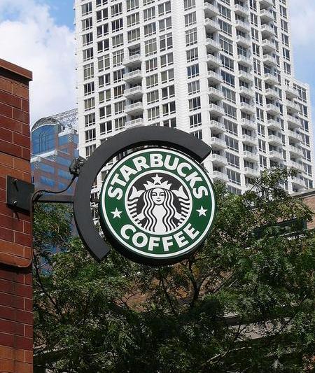 Starbucks, Foto: Hotnews