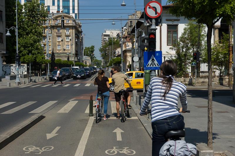 Biciclisti in trafic, Foto: Politia Romana