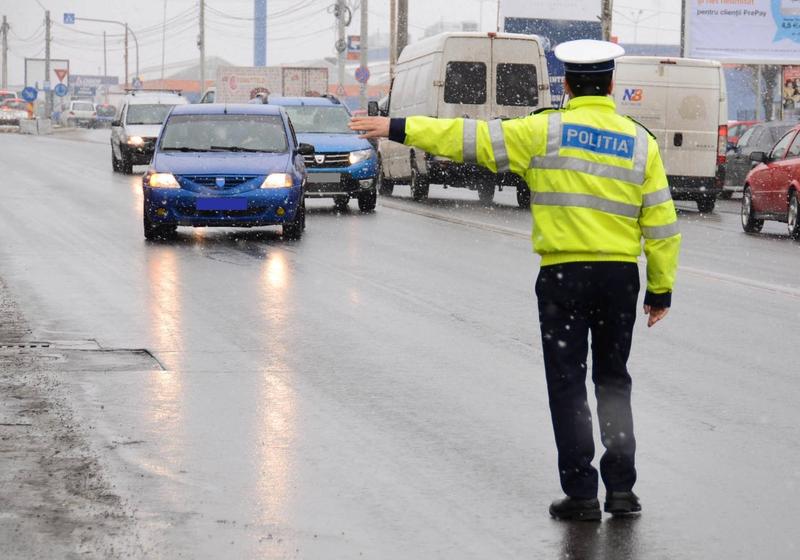 Politist in trafic (foto arhiva), Foto: Facebook - Politia Romana