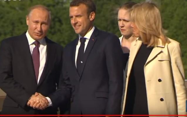 Vladimir Putin si Emmanuel Macron, Foto: Captura YouTube