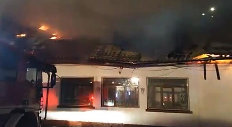 Incendiu la scoala 124, Foto: News.ro