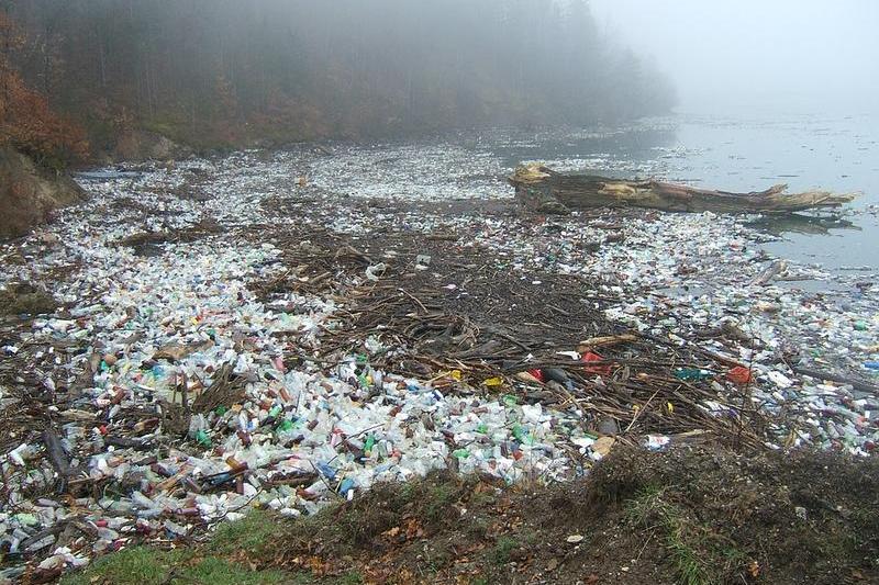 Deseuri plastice, Foto: Google