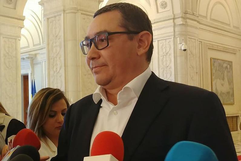 Victor Ponta, la Parlament, Foto: Hotnews