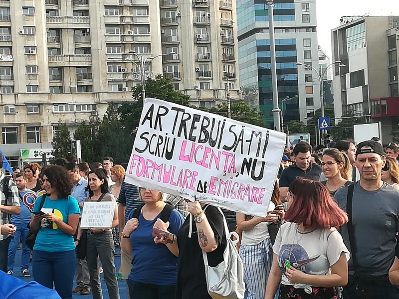 Pancarta Piata Victoriei, Foto: Hotnews