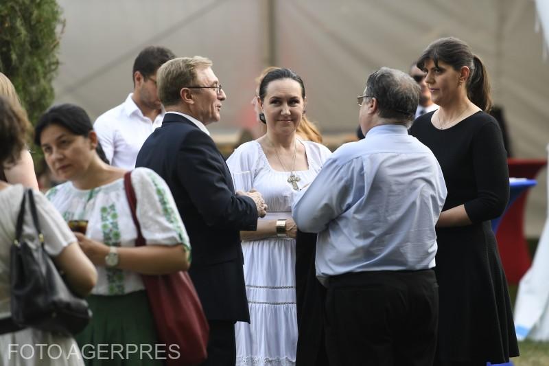 Augustin Lazar si Laura Codruta Kovesi, la evenimentul Ziua Reginei 2018, Foto: Agerpres