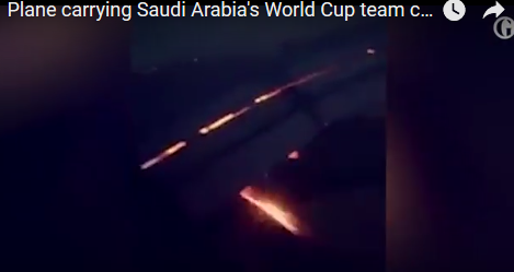 Unul din motoarele avionului a luat foc, Foto: Captura YouTube