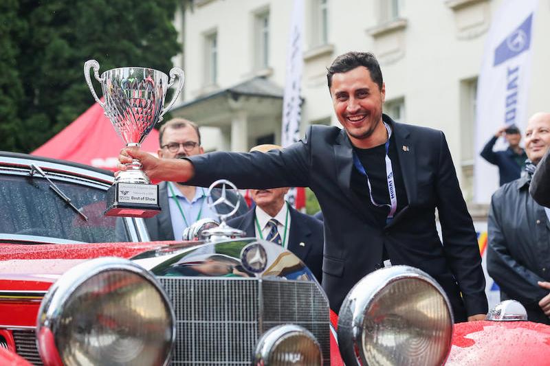 Andrei Piciorus alaturi de Mercedes-Benz 540K Cabriolet A Sindelfingen - Best of Show Sinaia 2018, Foto: Dragos Savu