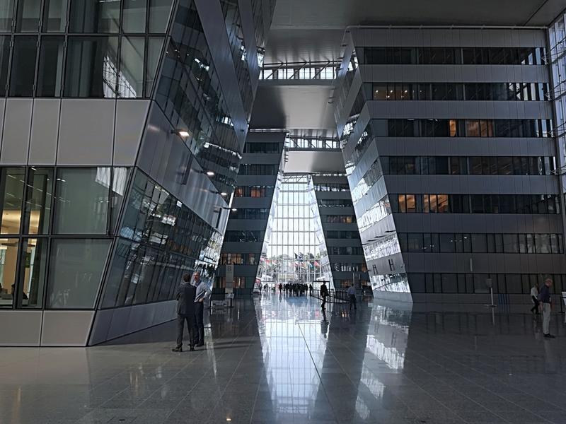 Sediul NATO (Public Square), Foto: Hotnews