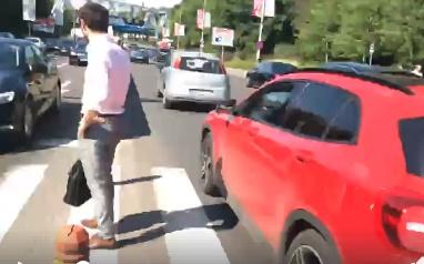 incercare de protest pe o zebra la iesirea din Capitala, Foto: Captura video