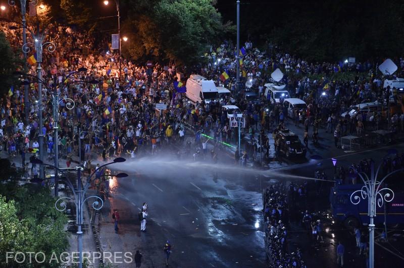 Interventie a Jandarmerie la protestul Diasporei, Foto: Agerpres