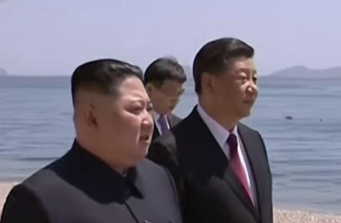 Kim Jong Un si Xi Jinping, Foto: Captura YouTube