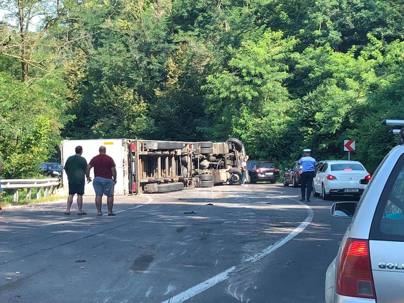 Accident pe DN7, Foto: Hotnews