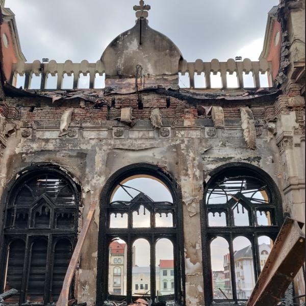 Palatul Episcopal din Oradea dupa incendiu - imagine din interior, Foto: captura Institutia Prefectului Bihor