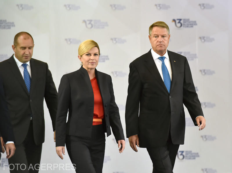 Klaus Iohannis, alaturi de Kolinda Grabar-Kitarovic si Rumen Radev, la Summitul celor Trei Mari, Foto: Agerpres