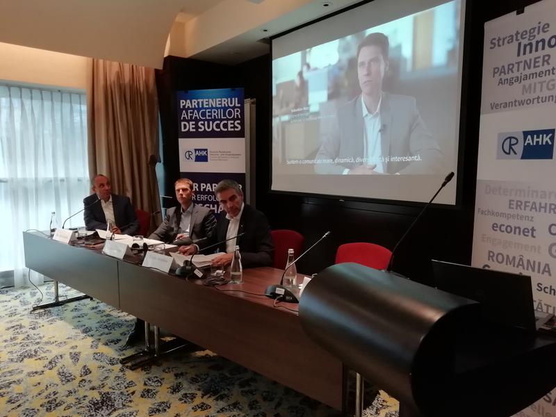 Imagine din conferinta de lansare a Raportului, Foto: Hotnews