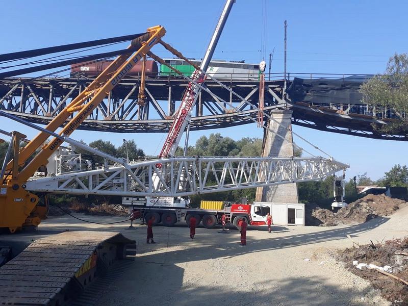 Asamblarea modulelor macaralei de la Carcea, Foto: CFR Infrastructura