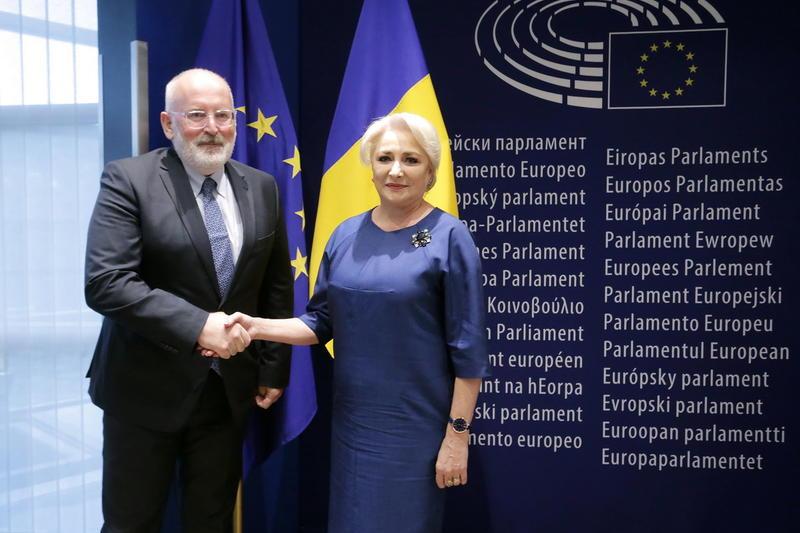 Frans Timmermans si Viorica Dancila, Foto: gov.ro