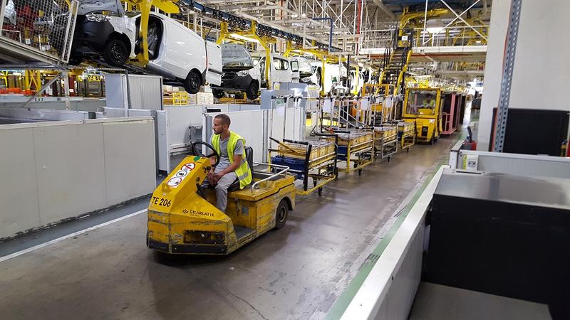 In uzina din Tanger, Foto: Vlad Barza / HotNews.ro