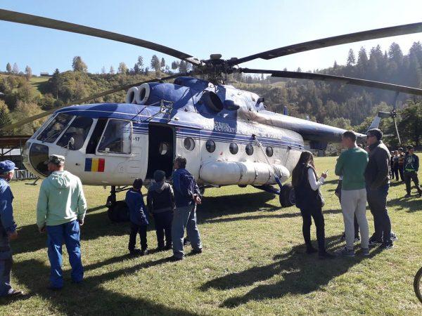 Elicopterul lui Dancila, la Borca, in Neamt, Foto: TvmNeamt.ro