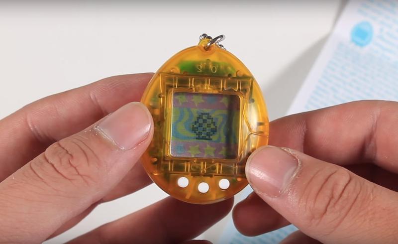 Tamagotchi, Foto: Captura YouTube - Brandon Salt