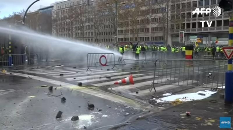 Proteste violente in Bruxelles, Foto: Captura YouTube