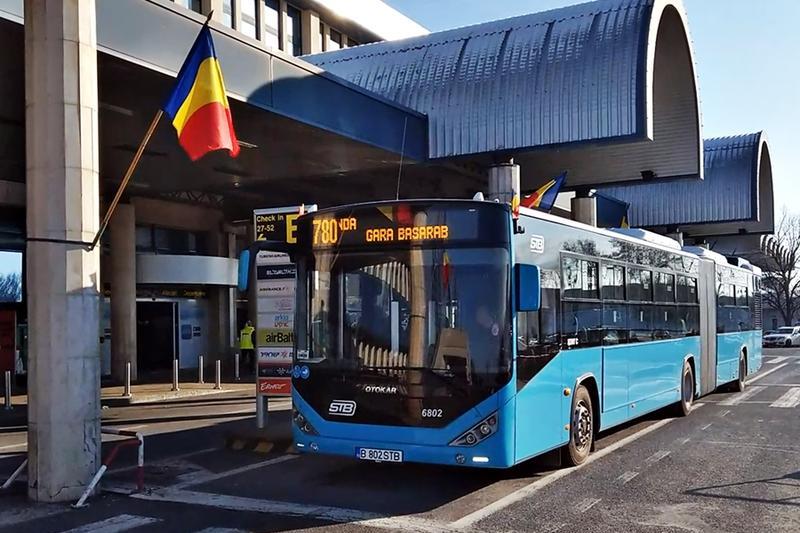 Autobuz articulat la Aeroportul Otopeni, Foto: Hotnews