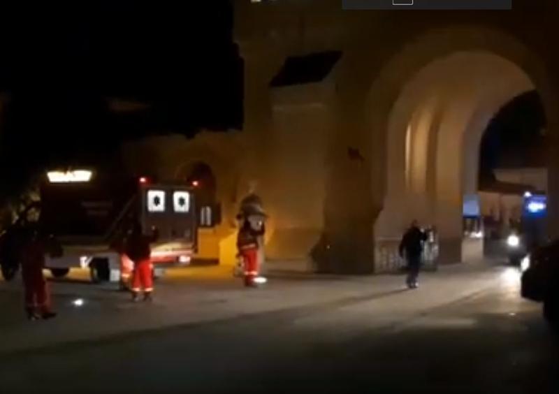 Ambulante la Catedrala Reintregirii, Foto: Captura YouTube