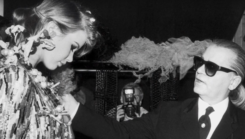 Karl Lagerfeld și fotomodelul Claudia Schiffer, Foto: Captura YouTube