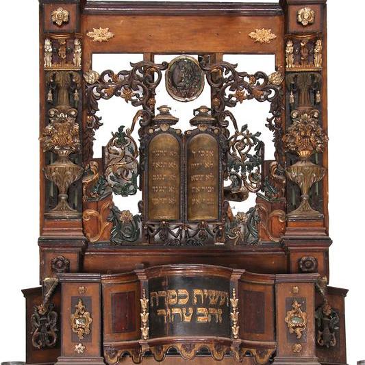 Chivotul Sfant de la Sinagoga din Siret, Foto: moreshet-auctions.com
