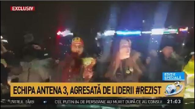 jurnalisti Antena 3 bruscati, Foto: Captura Antena 3