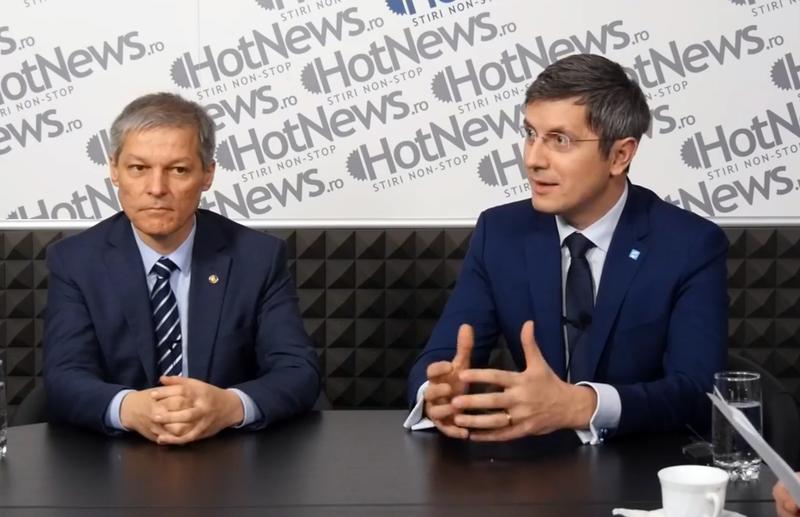 Dan Barna si Dacian Ciolos in studioul HotNews.ro, Foto: Hotnews