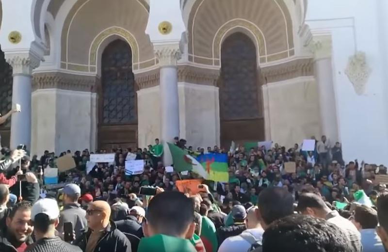 Manifestatie la Algiers, Foto: Captura YouTube