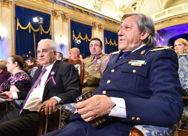 Anghel Iordanescu si Ilie Nastase, Foto: Agerpres (editat)