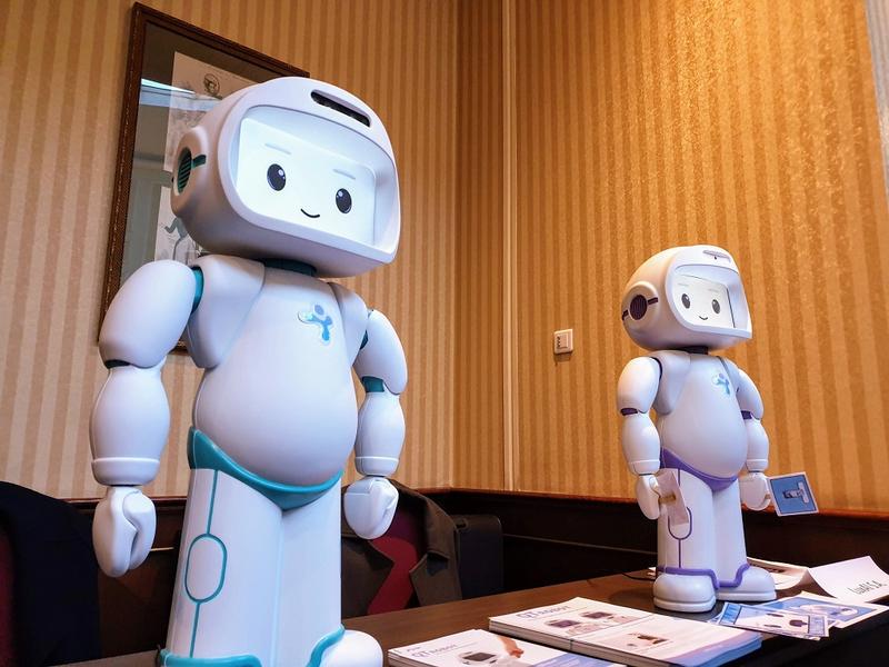 Mici roboti produsi de o firma din Luxemburg, Foto: Vlad Barza / HotNews.ro